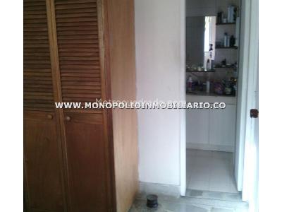 Apartamento de 2 alcobas en venta en Laureles, Medellín, 90 m² · foto 8 de 10