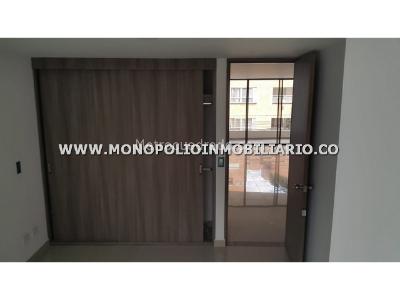 Apartamento de 3 alcobas en venta en Laureles, Medellín, 108 m² · foto 4 de 9