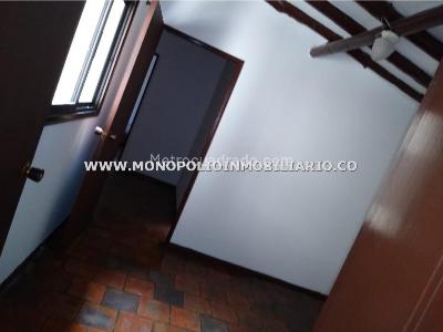 Apartamento en venta en Boston, Medellín · foto 8 de 13