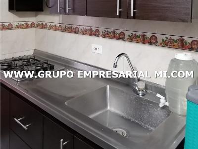 Casa de 4 alcobas en venta en Horizontes, Rionegro, 72 m² · foto 3 de 20