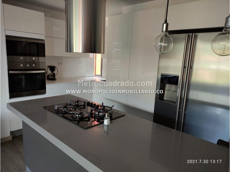 2BR Apartment in El Esmeraldal (87 m²) - 3