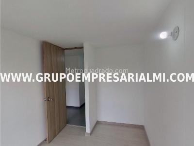 Apartamento en venta en Belen, Medellín · foto 9 de 14