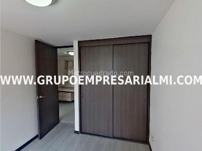 Apartamento en venta en San German, Medellín · foto 9 de 19