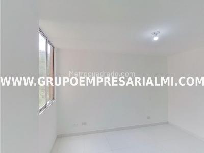 Apartamento de 3 alcobas en venta en Cabañas, Bello, 66 m² · foto 7 de 17