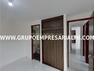 Apartamento de 3 alcobas en venta en Cabañas, Bello, 66 m² · foto 9 de 17