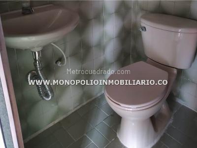 Casa de 5 alcobas en venta en San Javier, Medellín, 147 m² · foto 10 de 10