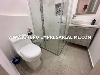 Apartamento de 3 alcobas en arriendo en Laureles, Medellín, 80 m² · foto 13 de 14