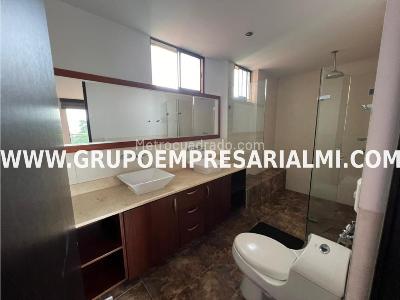 Apartamento de 2 alcobas en venta en El Poblado, Medellín, 116 m² · foto 17 de 20