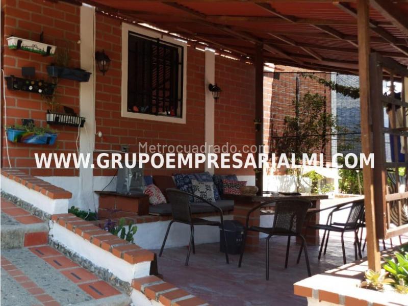 3BR Finca in Llano De Bolivar (1600 m²) - 4