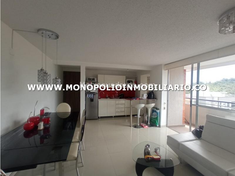 Ideal 3BR Apartment in Los Colores with Study
