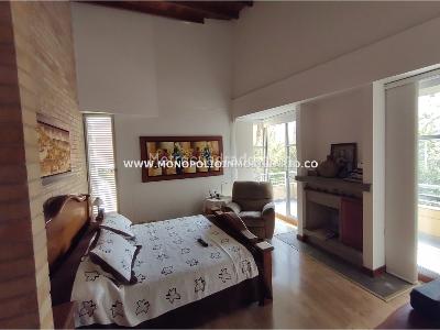Casa de 3 alcobas en venta en El Poblado, Medellín, 62 m² · foto 11 de 20