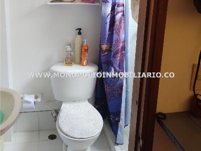 Casa de 3 alcobas en venta en El Poblado, Medellín, 62 m² · foto 13 de 20