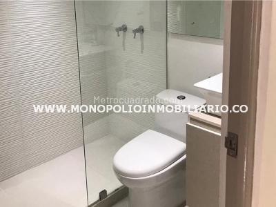 Apartamento de 2 alcobas en arriendo en Los Balsos, Medellín, 85 m² · foto 10 de 15