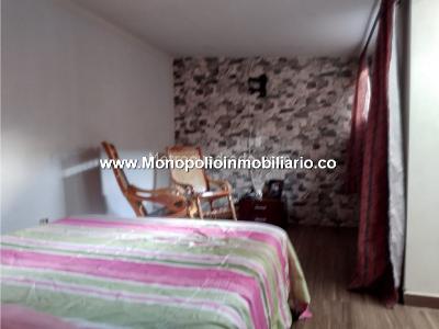 Casa de 4 alcobas en venta en Niquia, Bello, 130 m² · foto 6 de 9