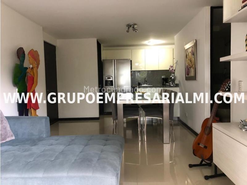 3BR Apartment in El Poblado (90 m²) - 2