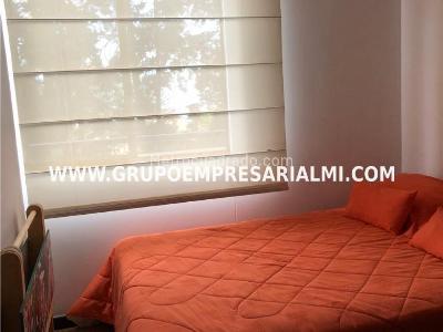 Apartamento de 3 alcobas en arriendo en El Poblado, Medellín, 90 m² · foto 8 de 12