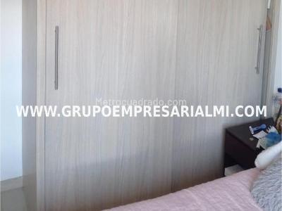 Apartamento de 3 alcobas en venta en Cabañas, Bello, 67 m² · foto 6 de 11