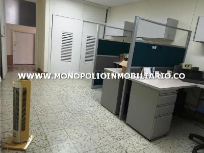 Casa de 5 alcobas en venta en Belen, Medellín, 403 m² · foto 3 de 17
