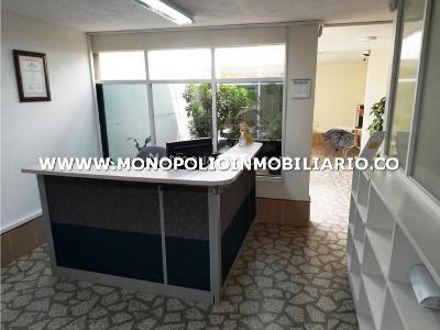 Casa de 5 alcobas en venta en Belen, Medellín, 403 m² · foto 10 de 17