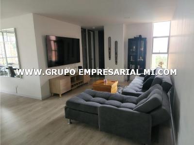 Apartamento de 3 alcobas en venta en El Escobero, Envigado, 140 m² · foto 4 de 13