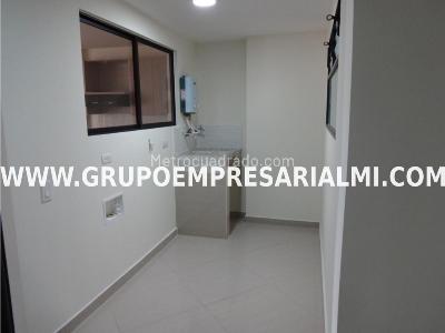 Apartamento de 3 alcobas en venta en Cabañas, Bello, 129 m² · foto 12 de 13