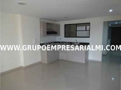 Apartamento de 3 alcobas en venta en Cabañas, Bello, 129 m² · foto 4 de 13