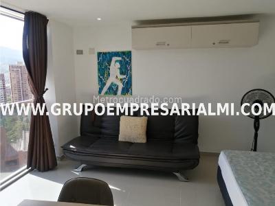 Apartaestudio en arriendo en El Poblado, Medellín · foto 10 de 19