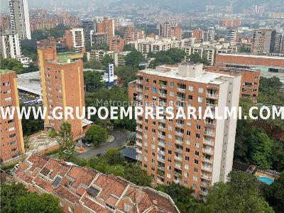 Apartaestudio en arriendo en El Poblado, Medellín · foto 15 de 19