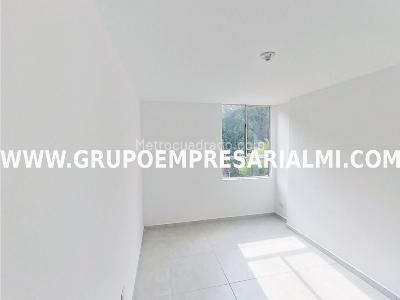 Apartamento en venta en El Poblado, Medellín · foto 10 de 17