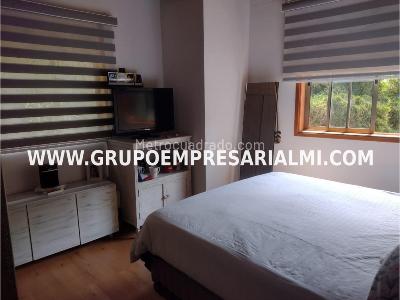 Casa de 4 alcobas en venta en El Chocho, Envigado, 1200 m² · foto 15 de 20