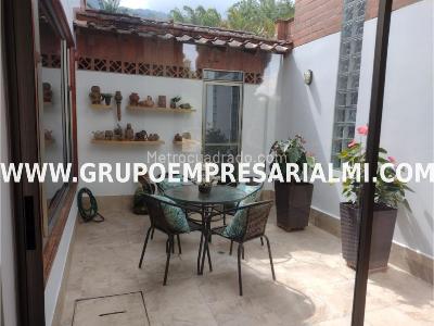 Casa de 4 alcobas en venta en El Chocho, Envigado, 1200 m² · foto 16 de 20