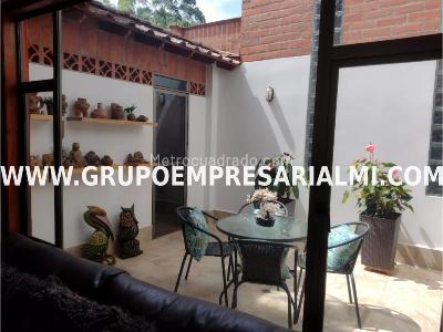 Casa de 4 alcobas en venta en El Chocho, Envigado, 1200 m² · foto 17 de 20