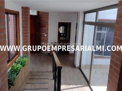 Casa de 4 alcobas en venta en El Chocho, Envigado, 1200 m² · foto 9 de 20
