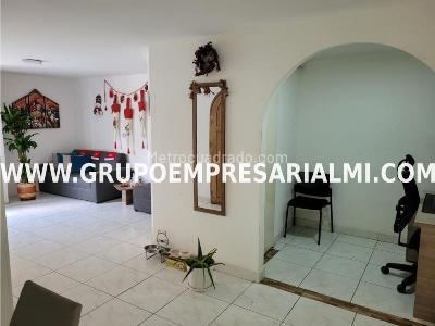 Apartamento de 2 alcobas en venta en Calasanz, Medellín, 87 m² · foto 2 de 12