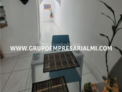 Apartamento de 2 alcobas en venta en Calasanz, Medellín, 87 m² · foto 3 de 12
