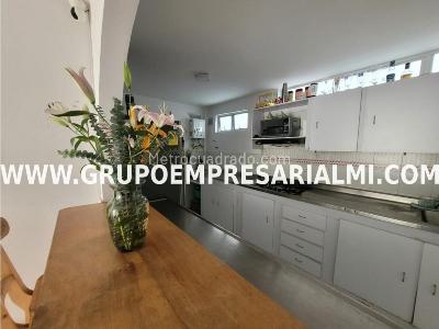 Apartamento de 2 alcobas en venta en Calasanz, Medellín, 87 m² · foto 6 de 12