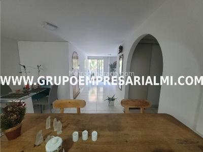 Apartamento de 2 alcobas en venta en Calasanz, Medellín, 87 m² · foto 8 de 12