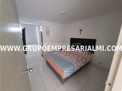 Apartamento de 2 alcobas en venta en Calasanz, Medellín, 87 m² · foto 10 de 12