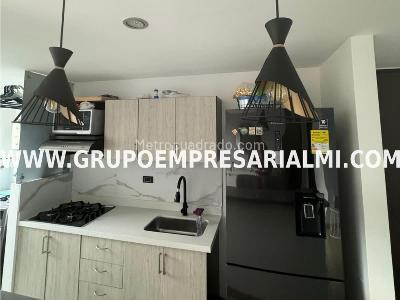 Apartamento en venta en El Poblado, Medellín · foto 5 de 9