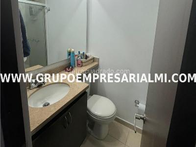 Apartamento en venta en El Poblado, Medellín · foto 7 de 9