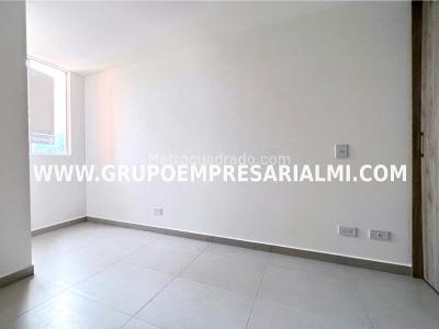 Apartamento de 3 alcobas en arriendo en El Poblado, Medellín, 77 m² · foto 10 de 14