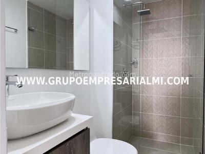 Apartamento de 3 alcobas en venta en El Poblado, Medellín, 77 m² · foto 14 de 14