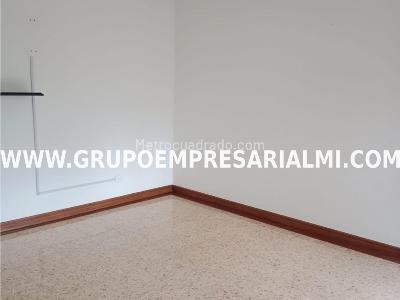 Apartamento de 4 alcobas en venta en El Poblado, Medellín, 157 m² · foto 17 de 20