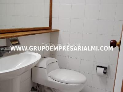 Apartamento de 4 alcobas en venta en El Poblado, Medellín, 157 m² · foto 19 de 20