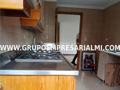 Apartamento de 4 alcobas en venta en El Poblado, Medellín, 157 m² · foto 6 de 20