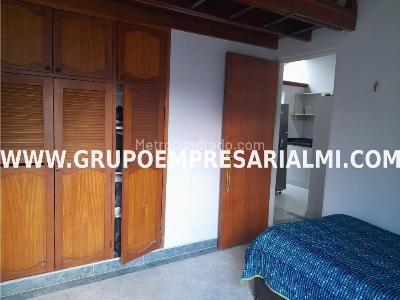 Casa de 2 alcobas en venta en Suramerica, Itagüí, 62 m² · foto 11 de 19