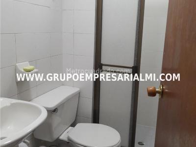 Casa de 2 alcobas en venta en Suramerica, Itagüí, 62 m² · foto 15 de 19