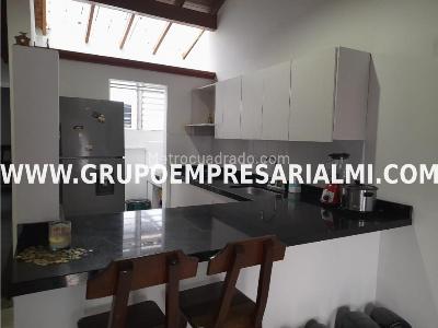 Casa de 2 alcobas en venta en Suramerica, Itagüí, 62 m² · foto 2 de 19