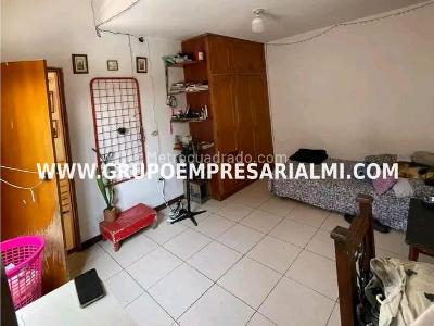 Casa de 4 alcobas en venta en Las Margaritas, Itagüí, 148 m² · foto 9 de 19