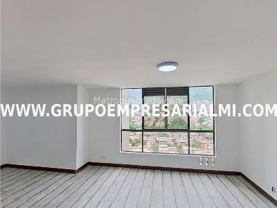 Apartamento de 3 alcobas en venta en El Trapiche, Bello, 75 m² · foto 3 de 10